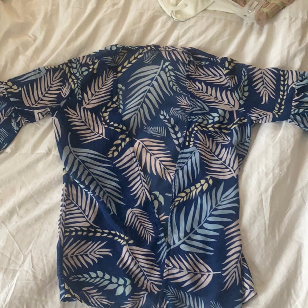 Girls sheer bathing suit cover up or kimono. Tropical pattern.